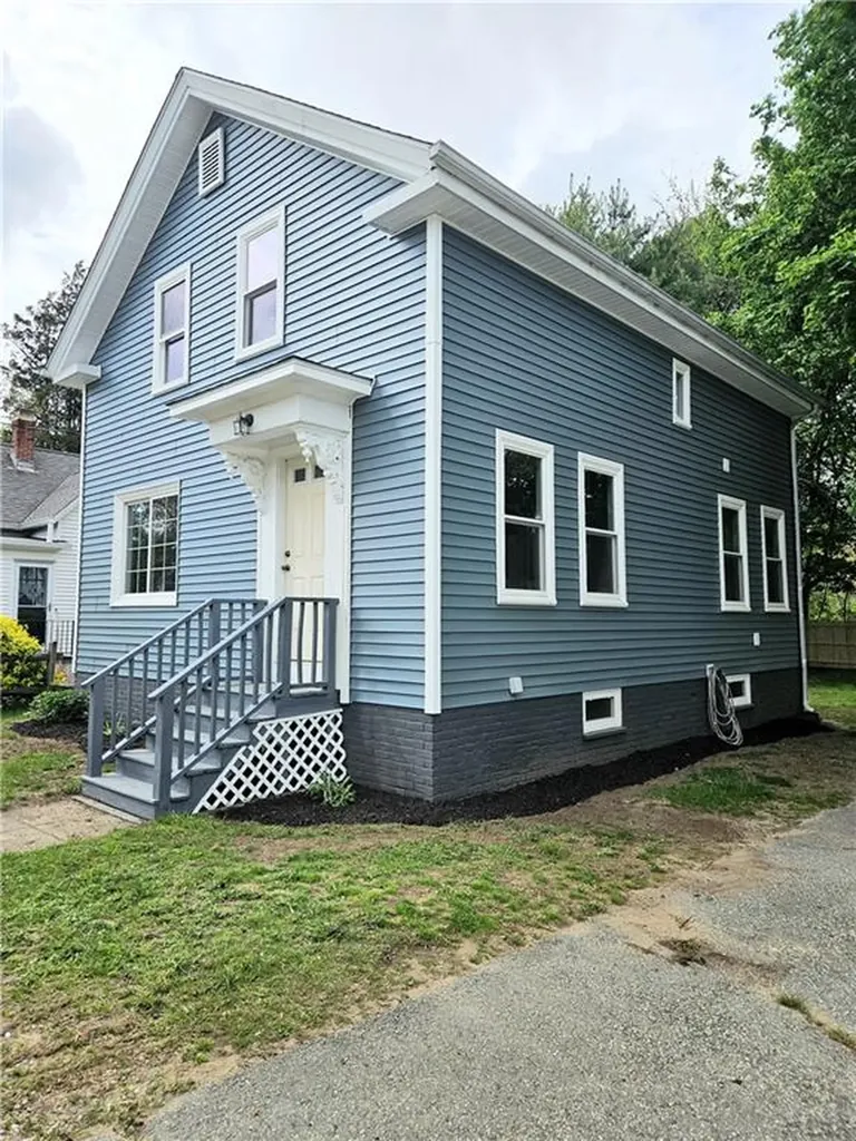 29 Arthur Street Warwick RI 02888