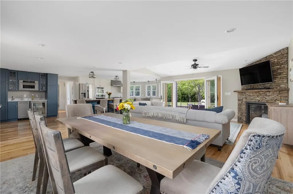 45 Cliff Drive Narragansett RI 02882