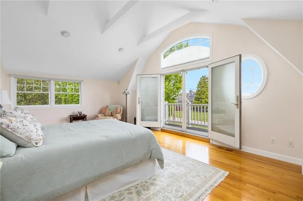 45 Cliff Drive Narragansett RI 02882