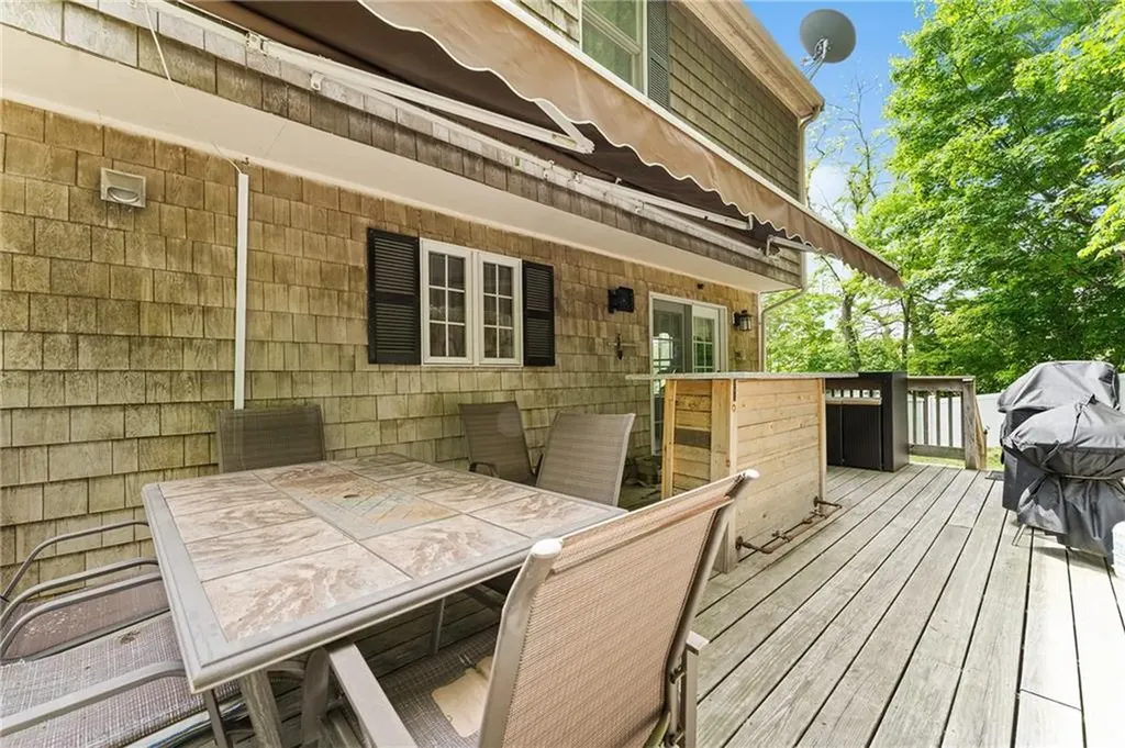 17 Boyle Avenue Cumberland RI 02864