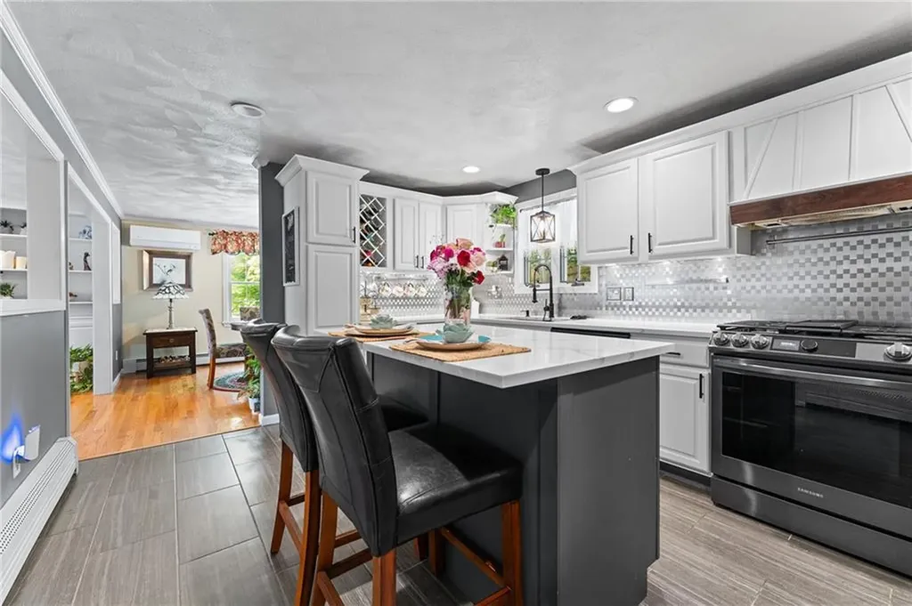 17 Boyle Avenue Cumberland RI 02864