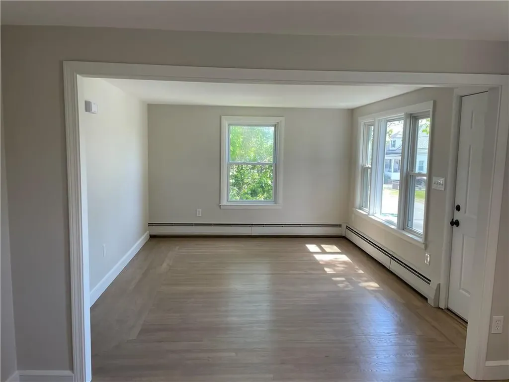 29 Tacoma Street Cranston RI 02920