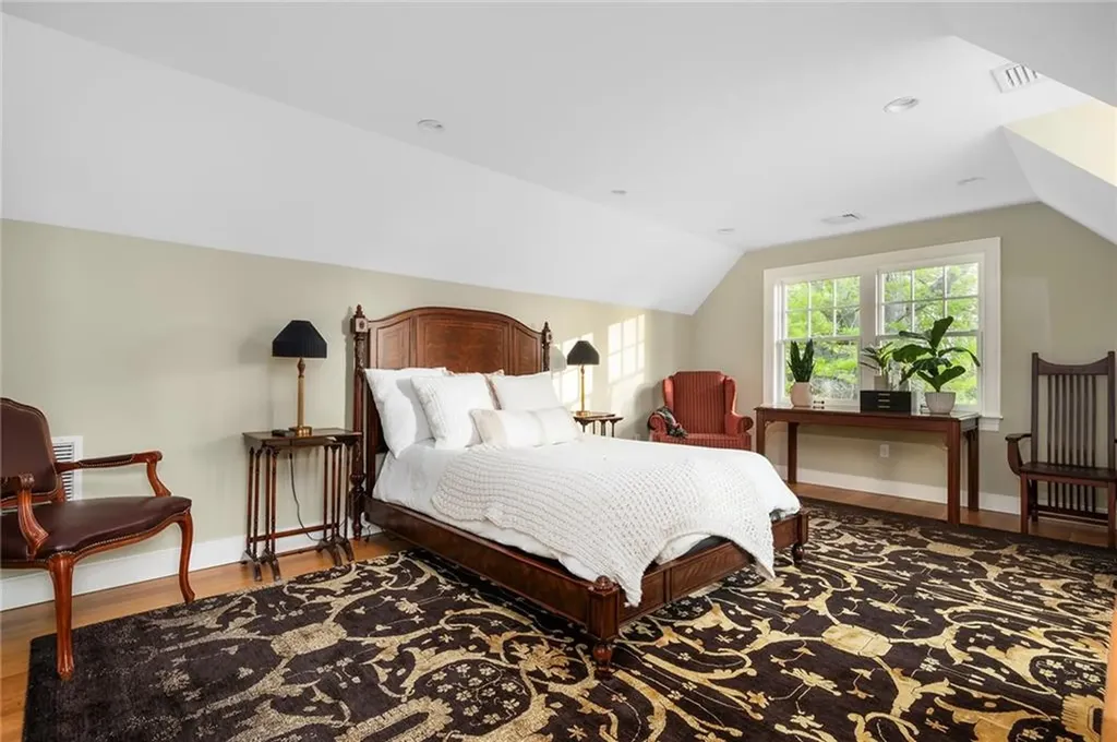 136 Adams Point Road Barrington RI 02806
