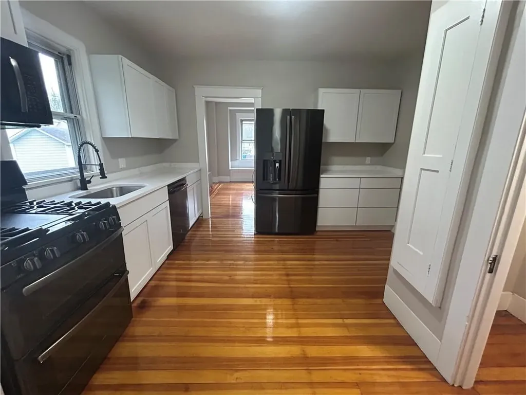 35 Arnold Street East Providence RI 02915