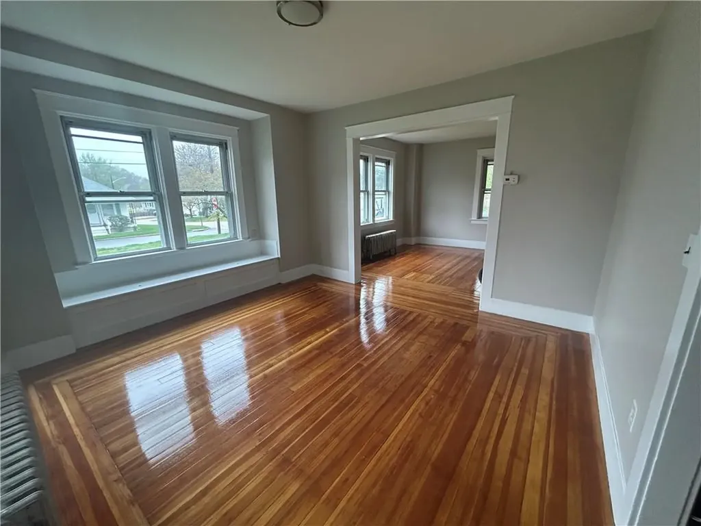 35 Arnold Street East Providence RI 02915