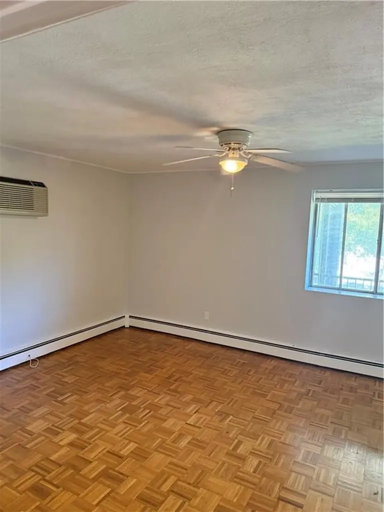 77 Pitman Street Providence RI 02906