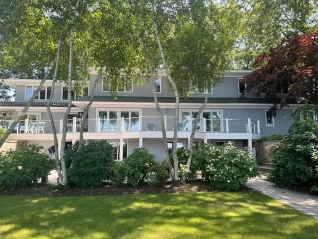 15 Candleberry Road Barrington RI 02806