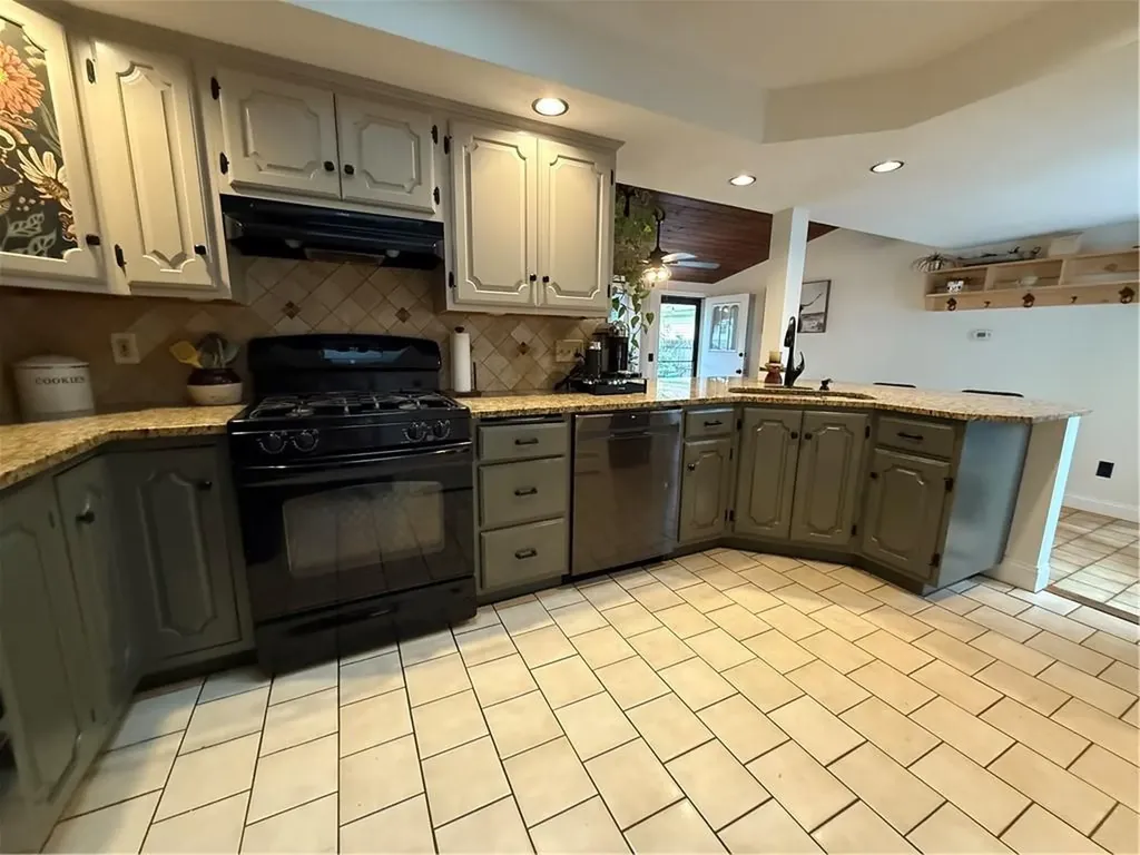 100 Arland Drive Pawtucket RI 02861
