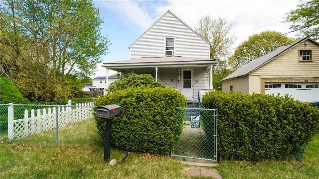 5 Beechcrest Street Warwick RI 02888