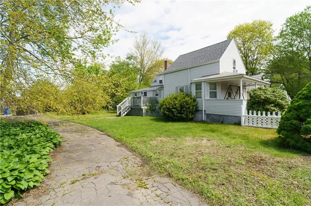 5 Beechcrest Street Warwick RI 02888