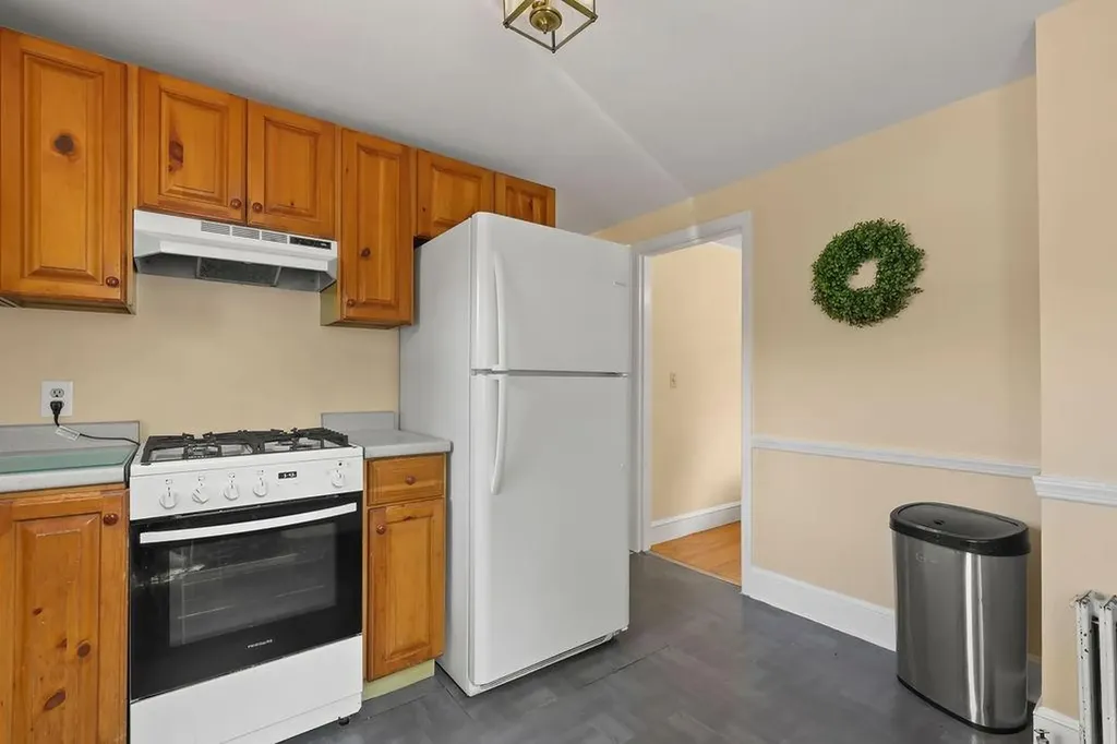39 Eldorado Street Cranston RI 02910