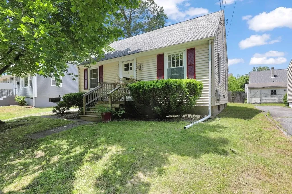 39 Eldorado Street Cranston RI 02910