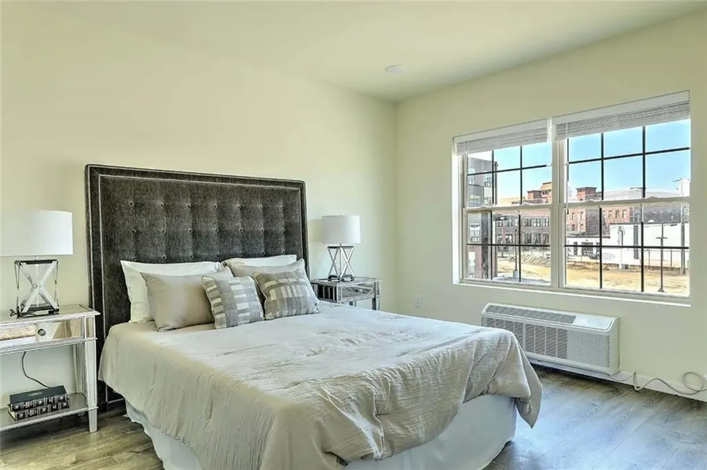327 Pine Street Pawtucket RI 02860
