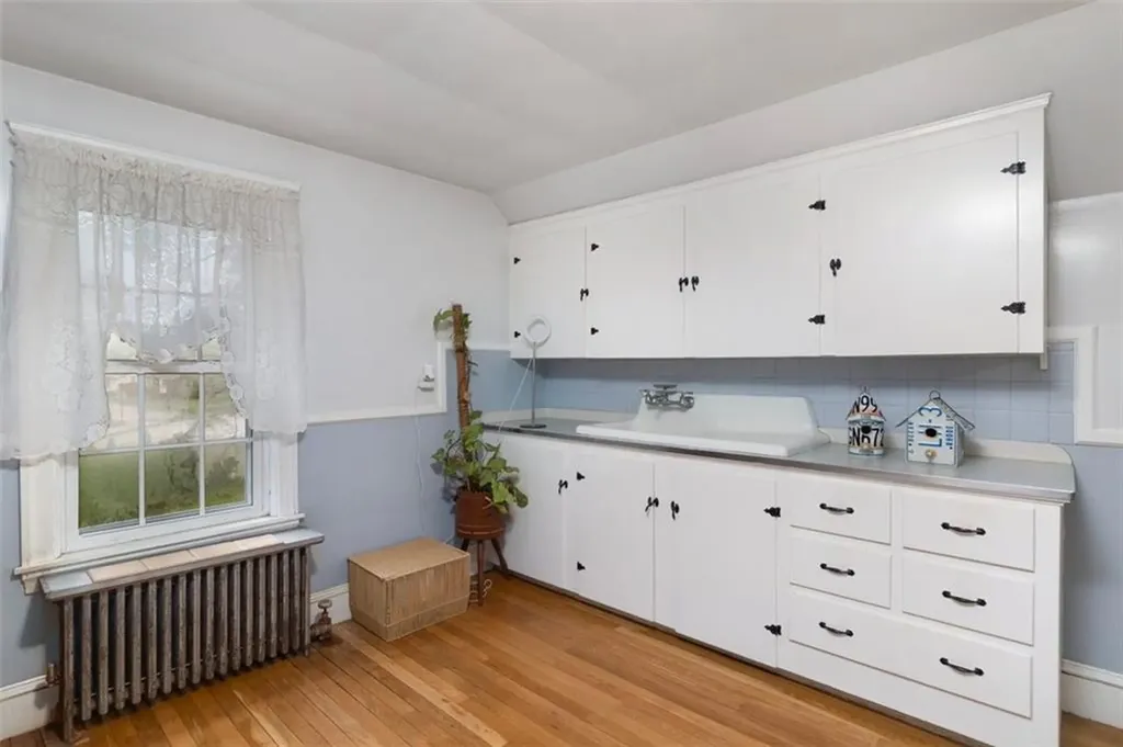 211 Fairview Avenue Coventry RI 02816