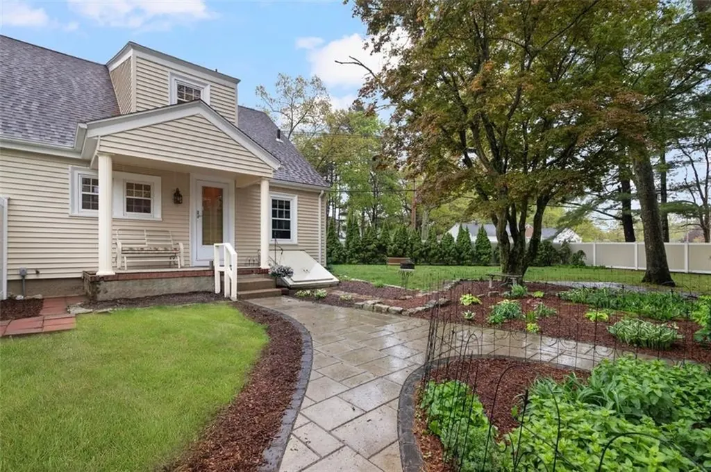 211 Fairview Avenue Coventry RI 02816