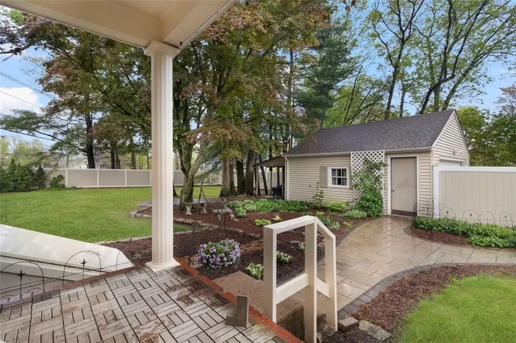 211 Fairview Avenue Coventry RI 02816