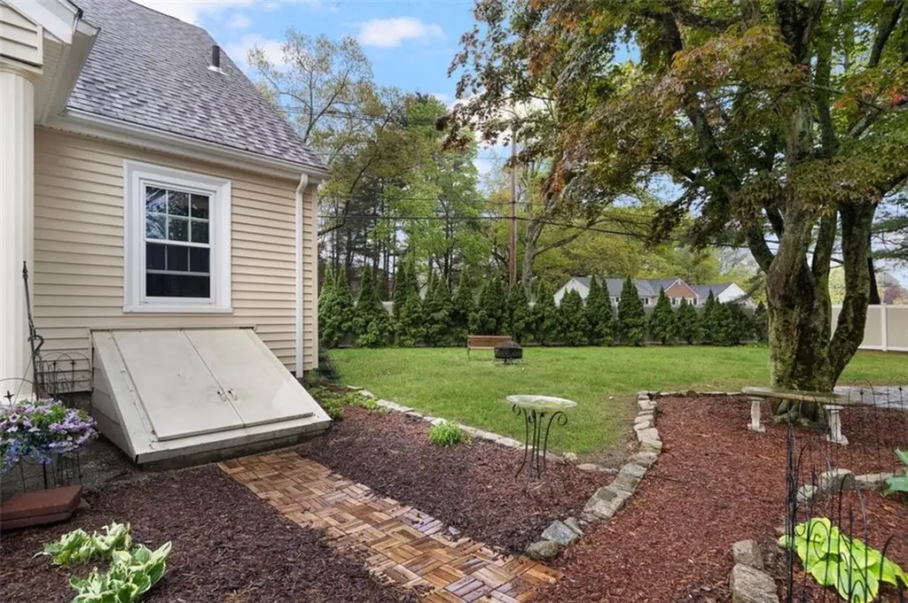 211 Fairview Avenue Coventry RI 02816