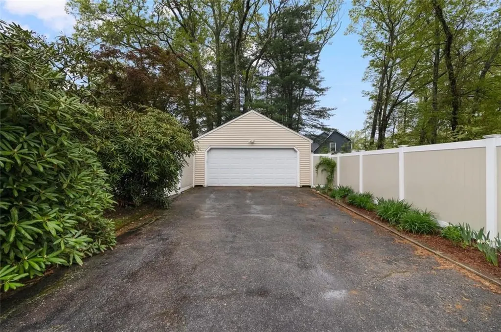 211 Fairview Avenue Coventry RI 02816