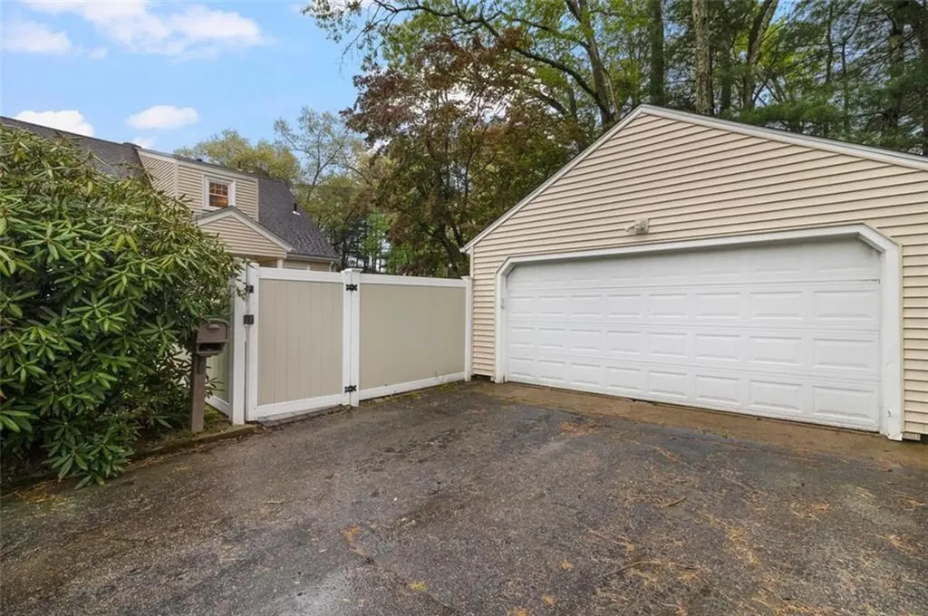 211 Fairview Avenue Coventry RI 02816
