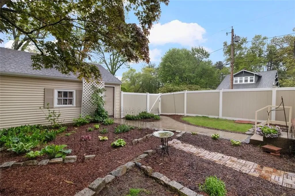211 Fairview Avenue Coventry RI 02816