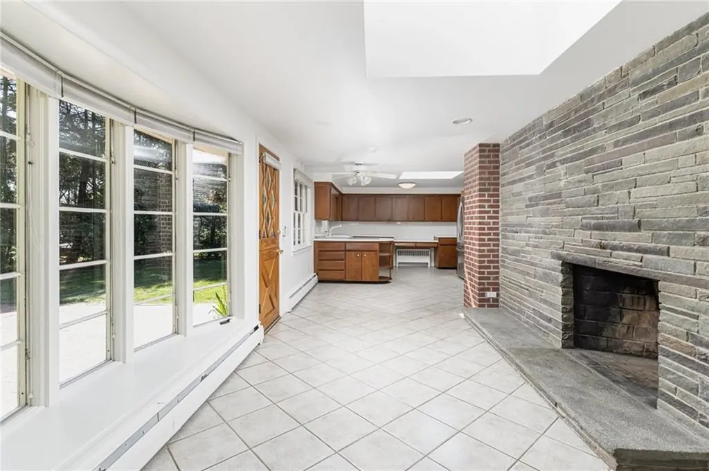 132 Timberline Road Warwick RI 02886