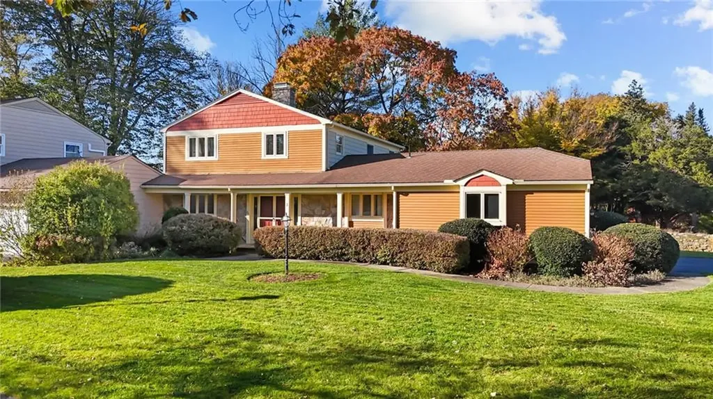 3 Hanley Farm Road Warren RI 02885