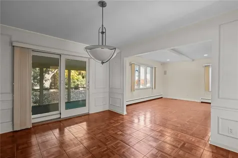 3 Hanley Farm Road Warren RI 02885