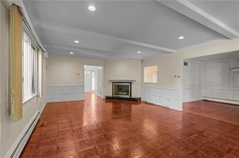 3 Hanley Farm Road Warren RI 02885