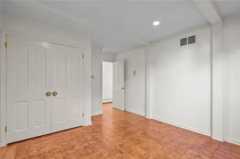 3 Hanley Farm Road Warren RI 02885