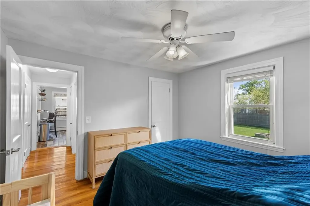 328 Maple Street Warwick RI 02888