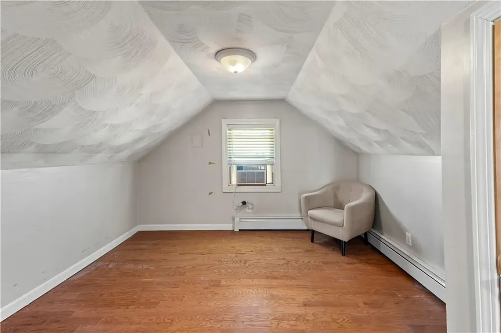 328 Maple Street Warwick RI 02888