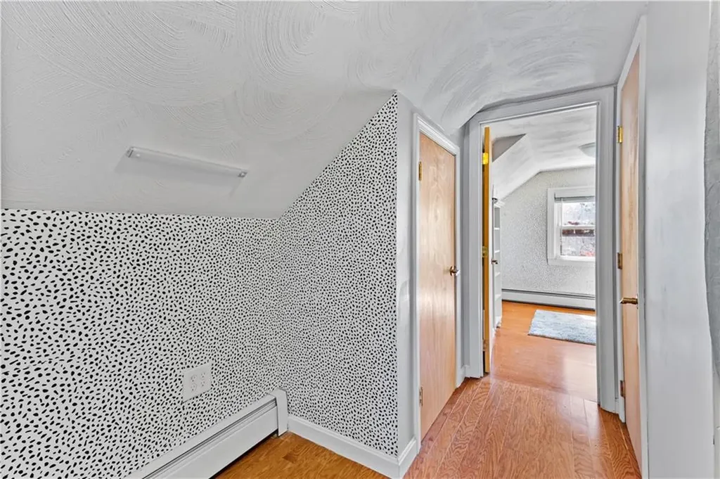 328 Maple Street Warwick RI 02888