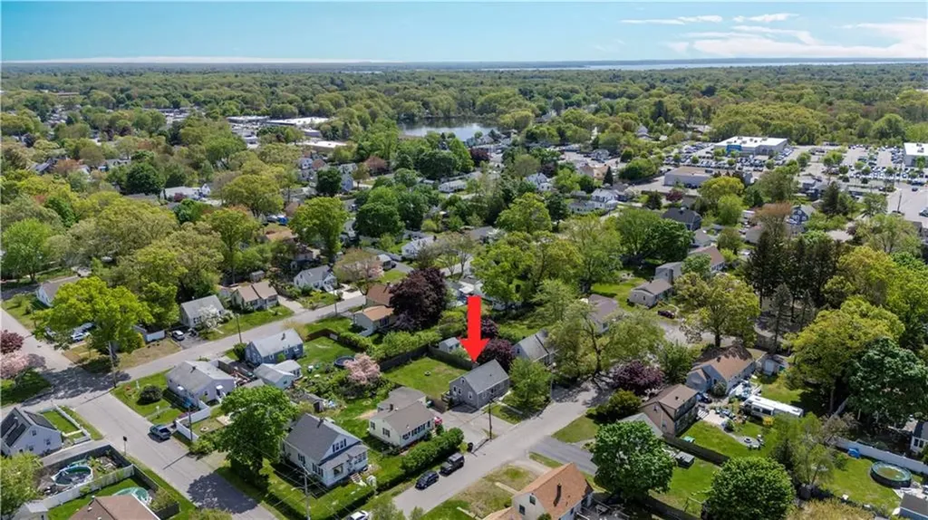 328 Maple Street Warwick RI 02888