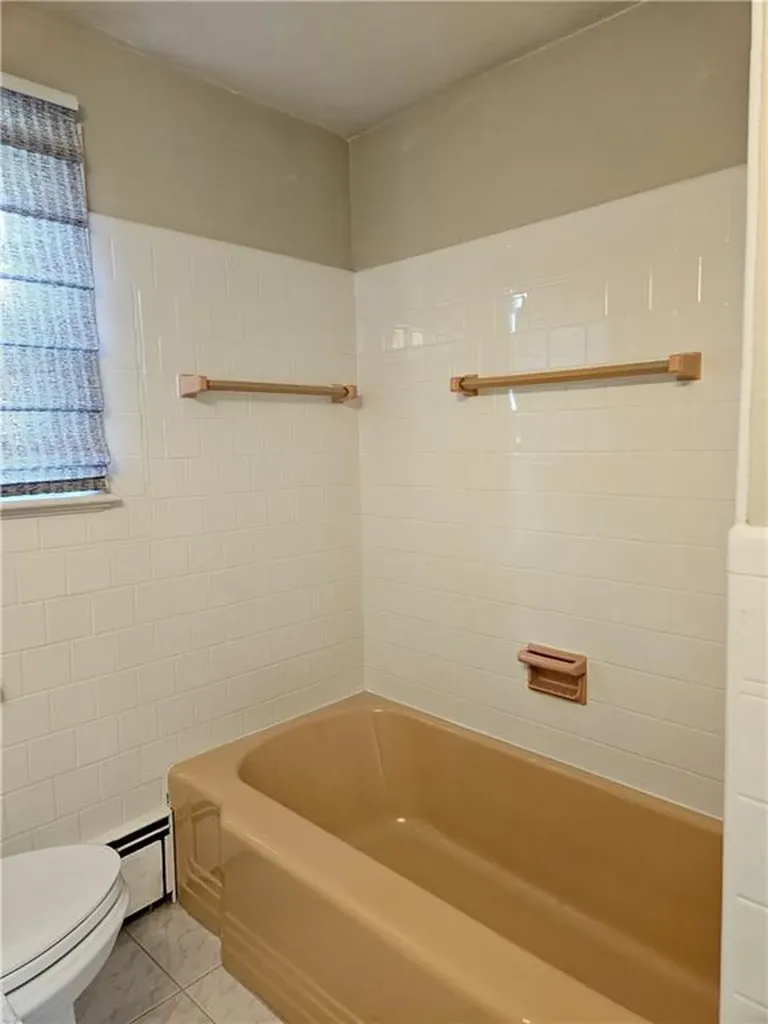 66 East Bel Air Road Cranston RI 02920