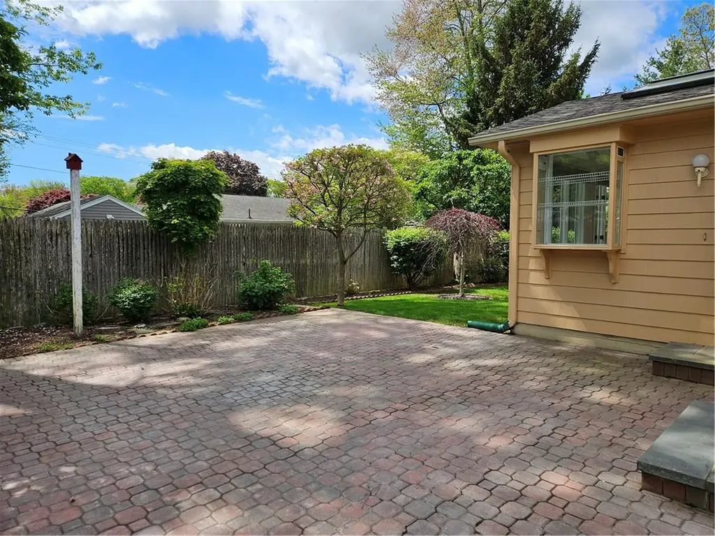 66 East Bel Air Road Cranston RI 02920