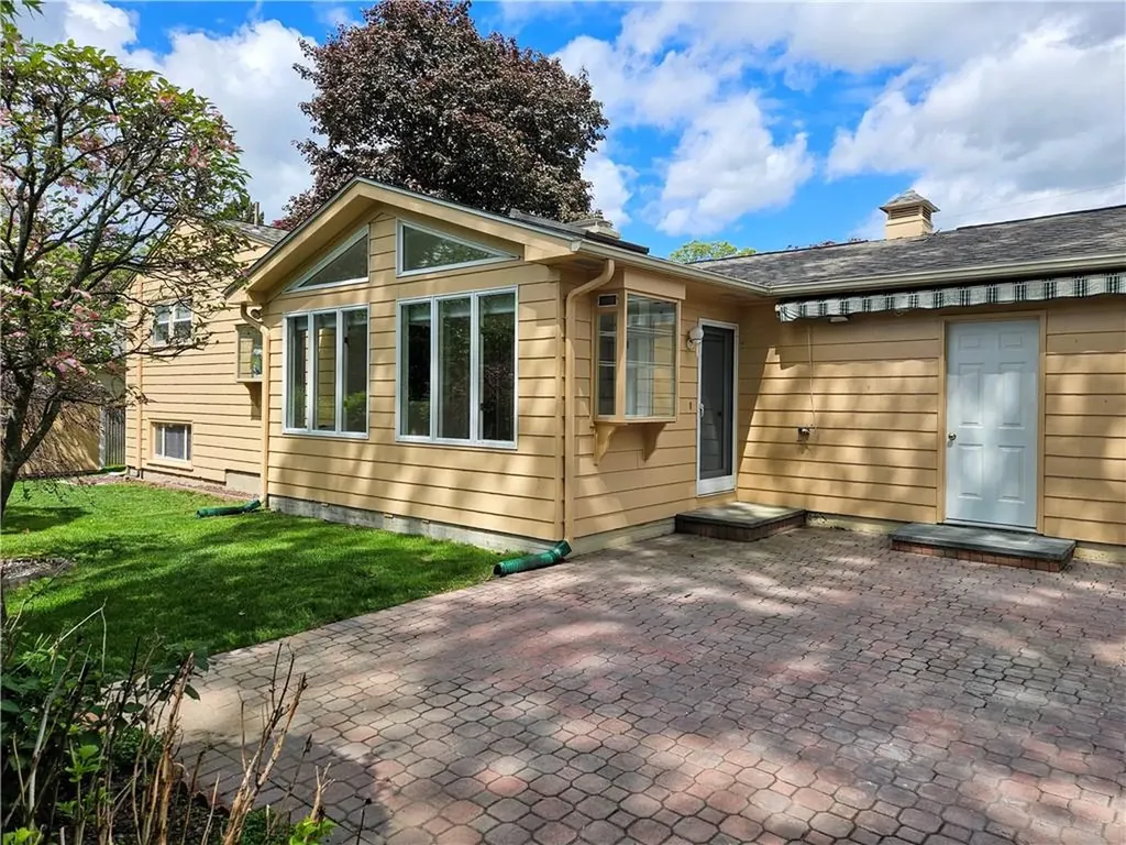 66 East Bel Air Road Cranston RI 02920