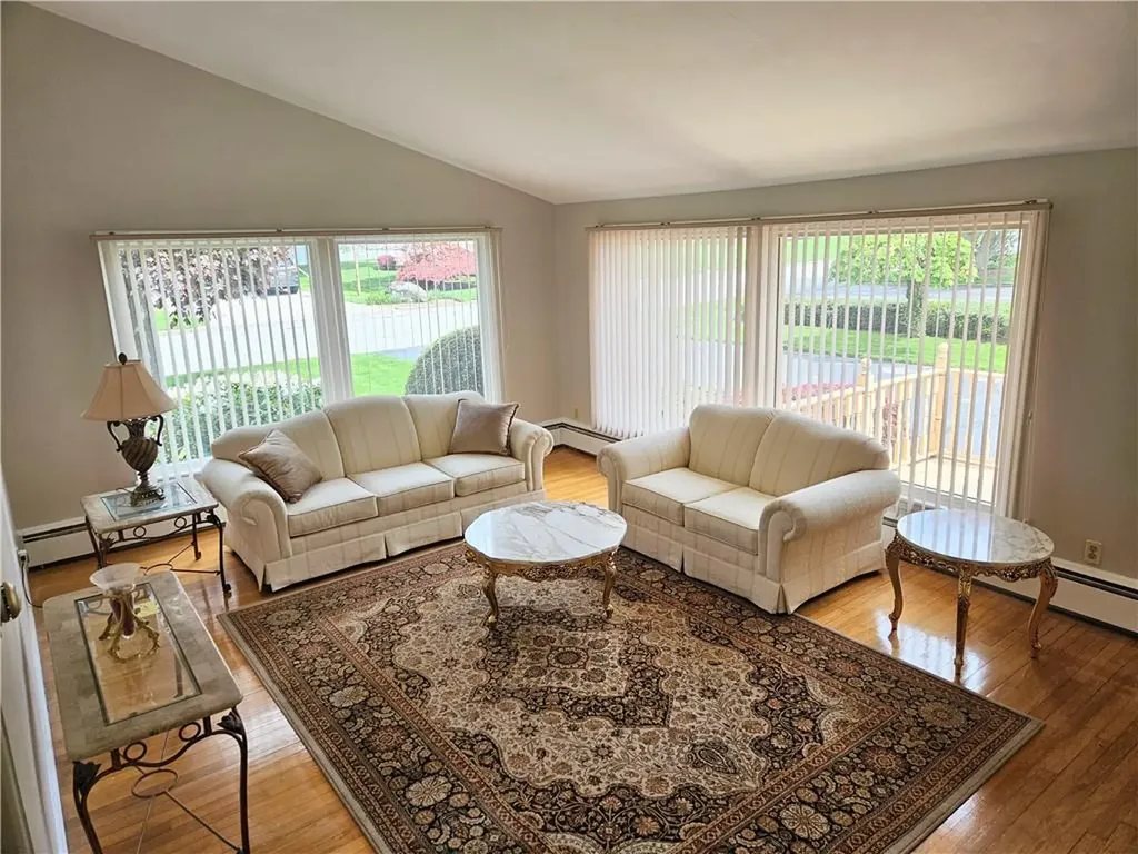 66 East Bel Air Road Cranston RI 02920