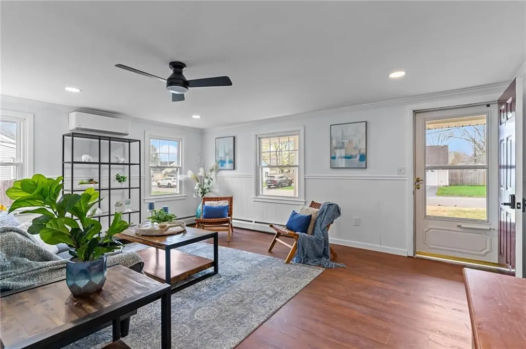 4 Sherbrooke Road Barrington RI 02806