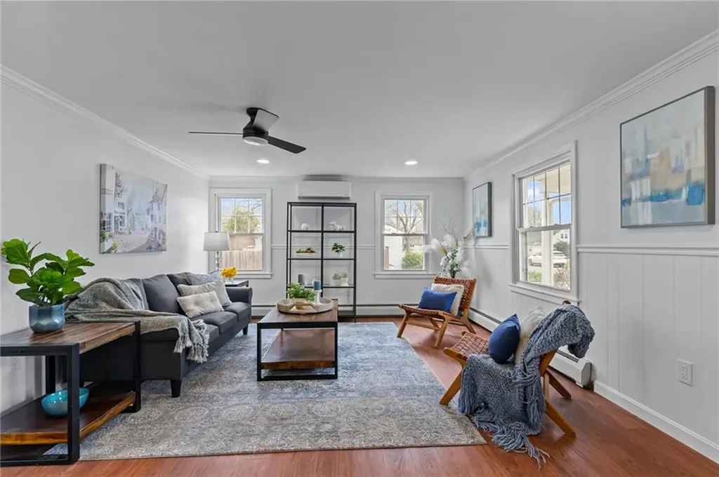 4 Sherbrooke Road Barrington RI 02806