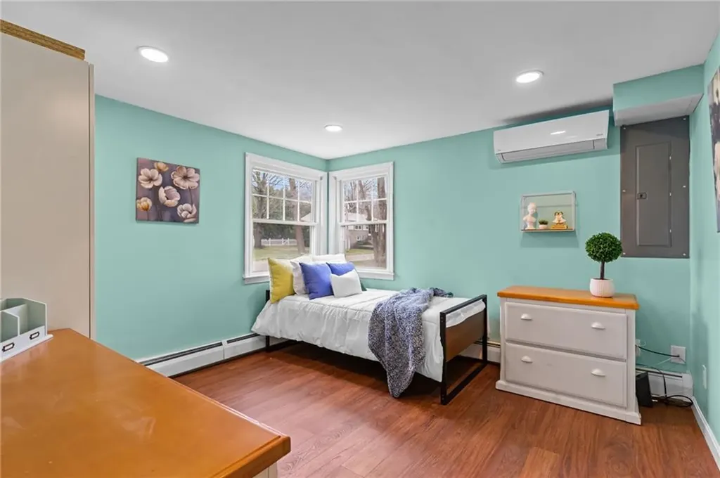4 Sherbrooke Road Barrington RI 02806