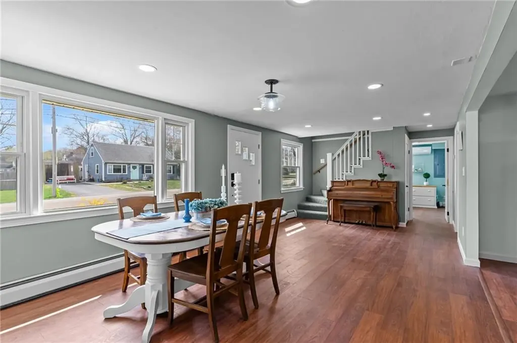 4 Sherbrooke Road Barrington RI 02806