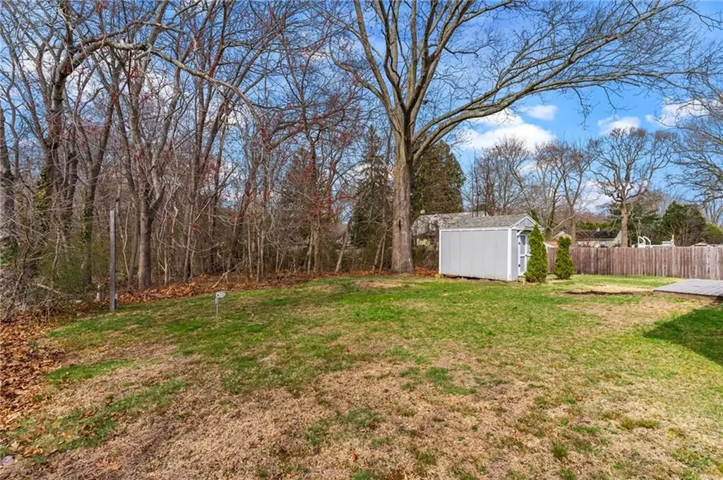 4 Sherbrooke Road Barrington RI 02806