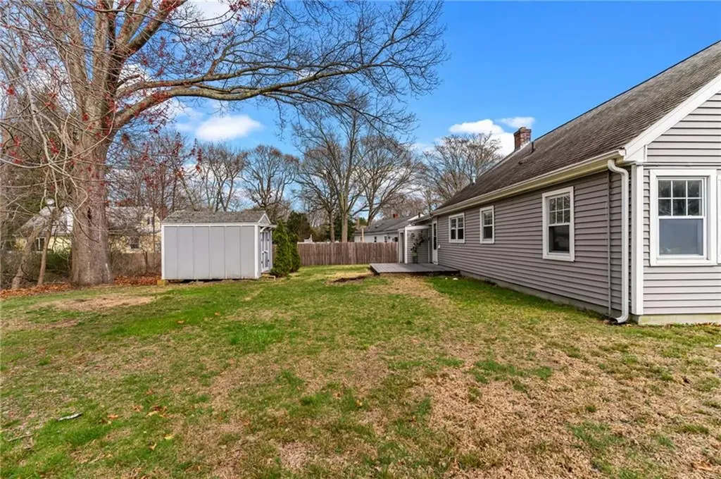 4 Sherbrooke Road Barrington RI 02806