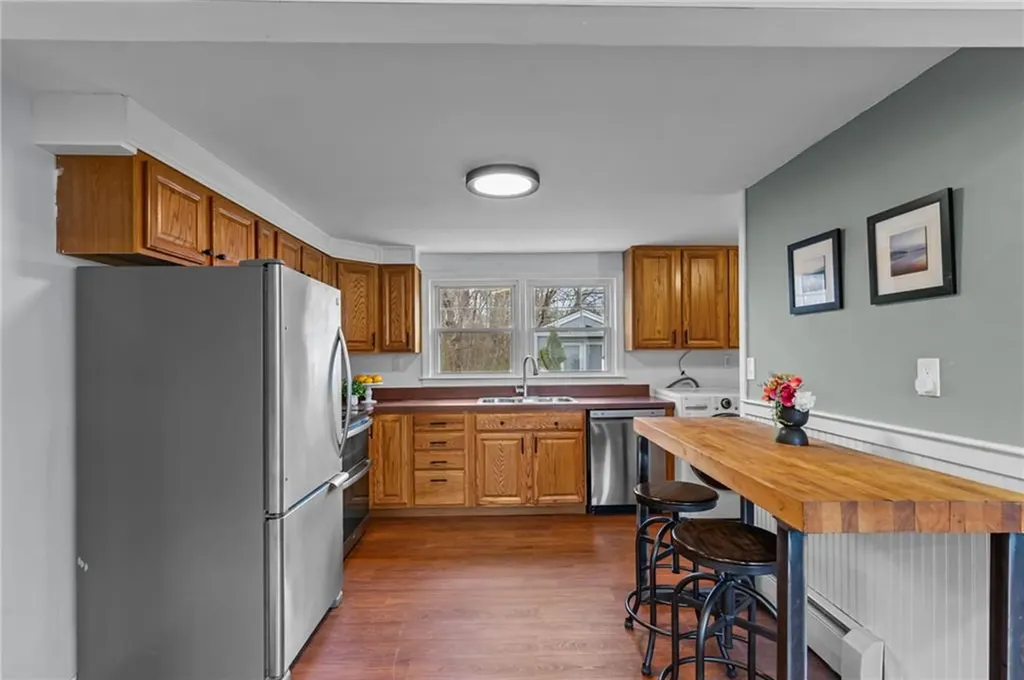 4 Sherbrooke Road Barrington RI 02806