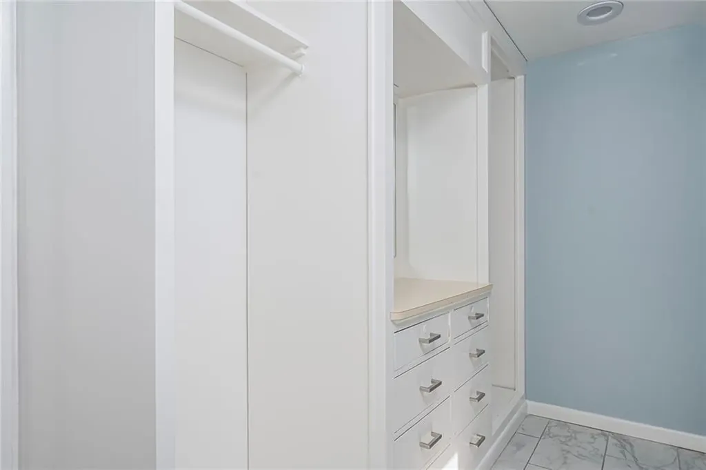 10 Virginia Road Barrington RI 02806