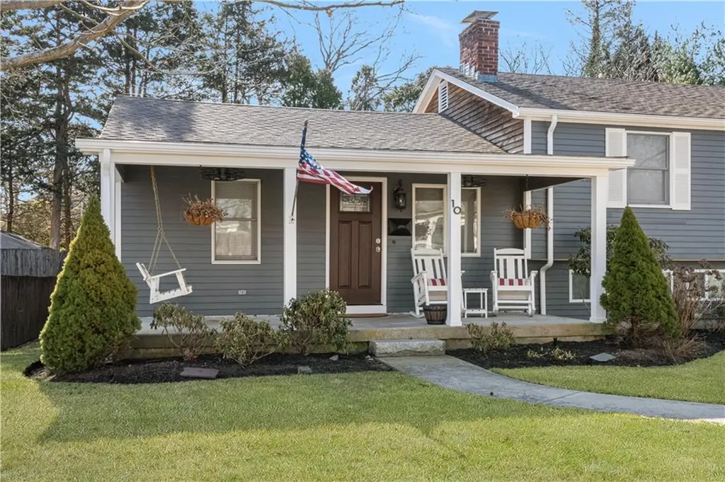 10 Virginia Road Barrington RI 02806