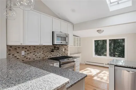 10 Virginia Road Barrington RI 02806