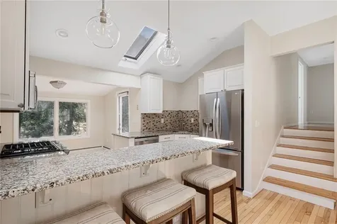 10 Virginia Road Barrington RI 02806