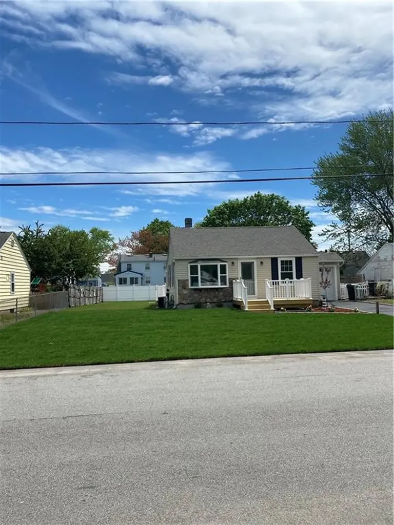 170 Bartlett Drive Warwick RI 02886