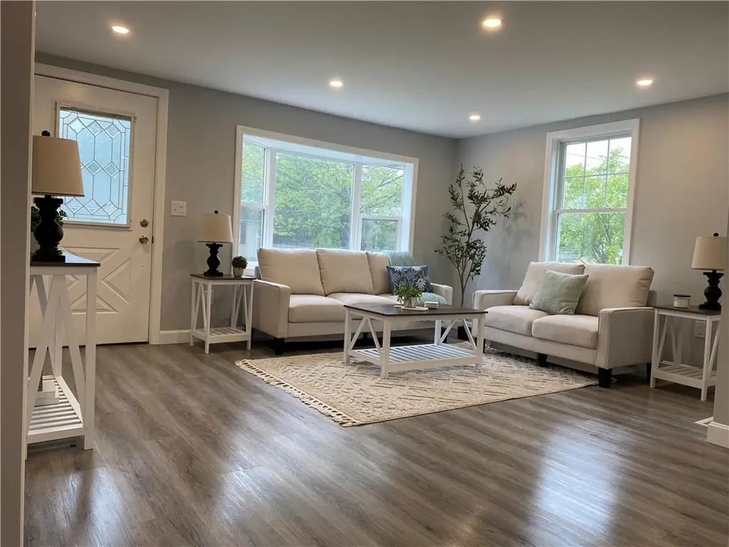 170 Bartlett Drive Warwick RI 02886
